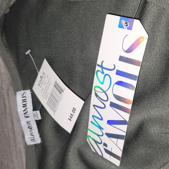 ALMOST FAMOUS DRAPPED DRESS OLIVE GREEN COLOR SIZE XL SHORT SLEEVES - Picture 8 of 14